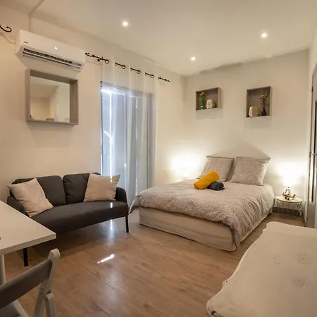 Apartamento Le Partage Des Eaux - 4 Couchages - Hypercentre - Clim - Wifi LʼIsle-sur-la-Sorgue Exterior foto